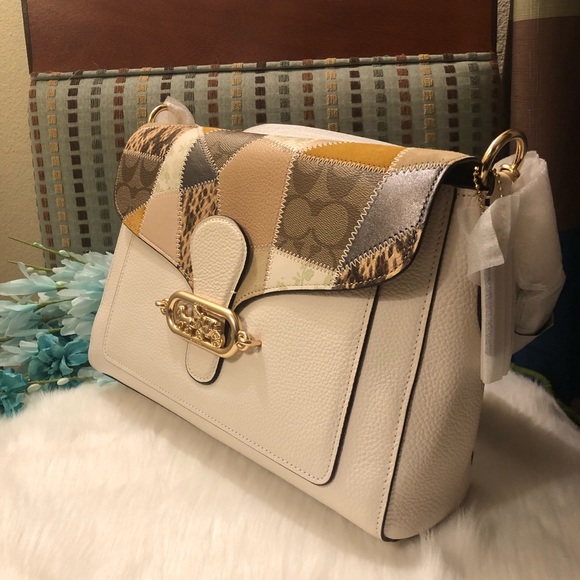 COACH Jade Messenger with Patchwork - Picture 7 of 9